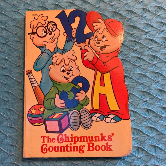(2) Vintage Alvin & The Chipmunks Books - Picture 12 of 15
